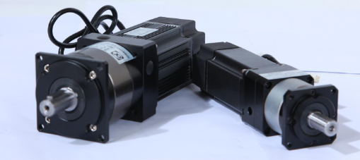 直流伺服電機如何實現最快速度的穩(wěn)定性能？