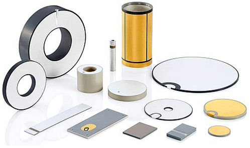 壓電發電機效應的工作原理和特點是什么？